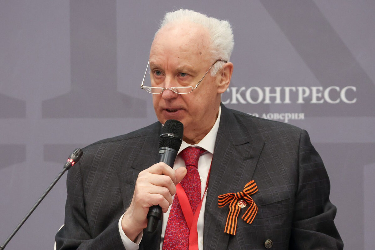 Александр Бастрыкин не смог пролоббировать своё назначение на должность главы Верховного суда, но ещё как минимум на год останется главой Следственного комитета qquiqttiqueiqukkmp