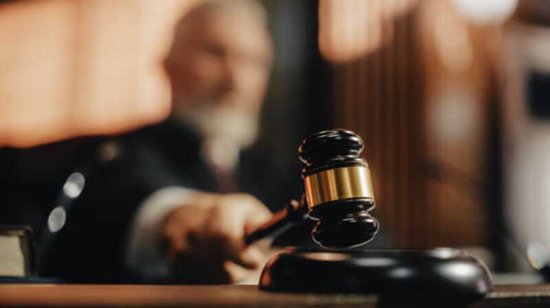 Вандализм во время выборов: Начался суд над 20-летней девушкой